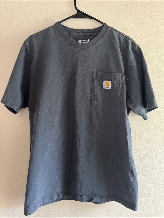 Carhartt Other - Carhartt men’s tshirt size small, loose fit.